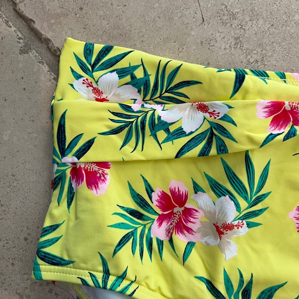 NEW Lands End Womens Size‎ 16 Retro High Waisted Bikini Bottoms Floral yellow - Picture 11 of 12